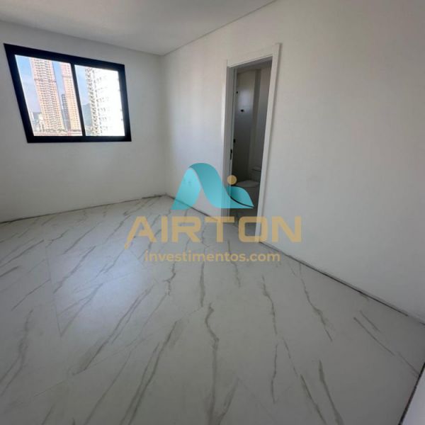 4 SUITES A VENDA COD: V4108, 3 VAGAS PRIVATIVAS E 