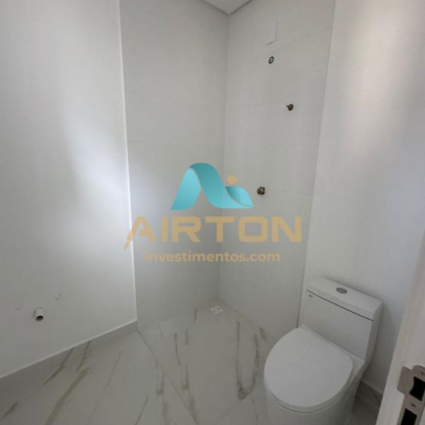 4 SUITES A VENDA COD: V4108, 3 VAGAS PRIVATIVAS E 