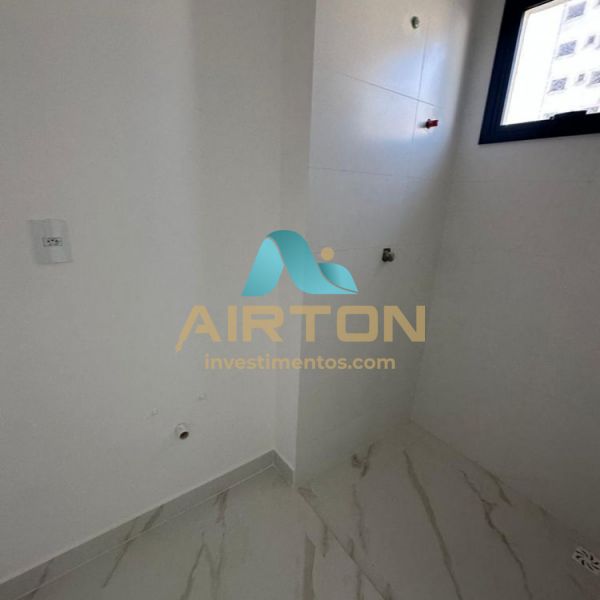 4 SUITES A VENDA COD: V4108, 3 VAGAS PRIVATIVAS E 
