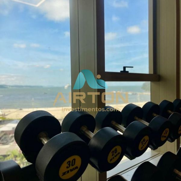 Aprto a venda 4 Su�tes sendo uma master, 265m� pri