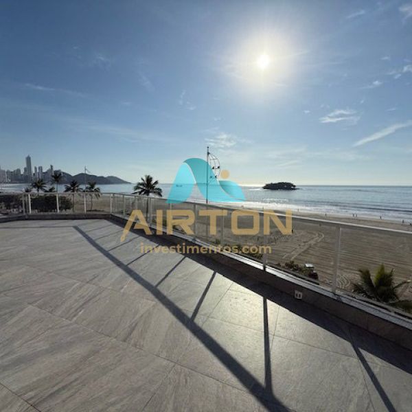 Venda Apto quadra mar e na melhor localiza��o de B