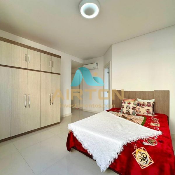 COBERTURA A VENDA 4 VAGAS, 3 SU�TES, MOBILIADA, LA