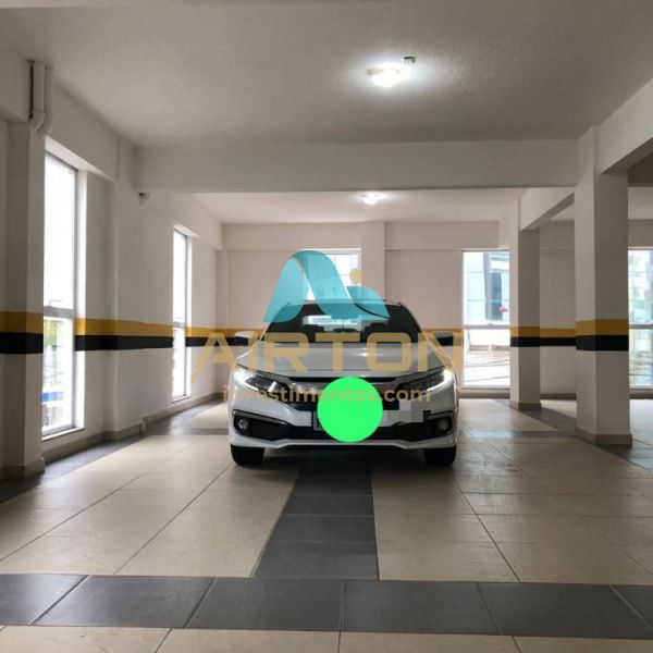 COBERTURA A VENDA 4 VAGAS, 3 SU�TES, MOBILIADA, LA