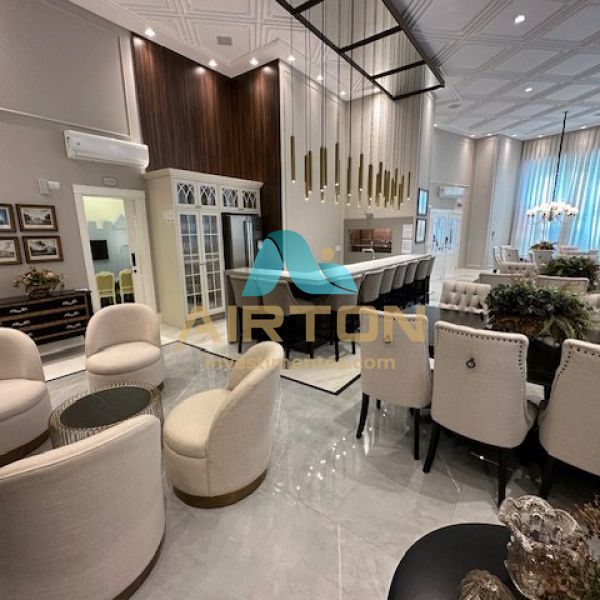 HARD HOCK CAFE COM UM OTIMO APTO SHOW ROOM EM FREN