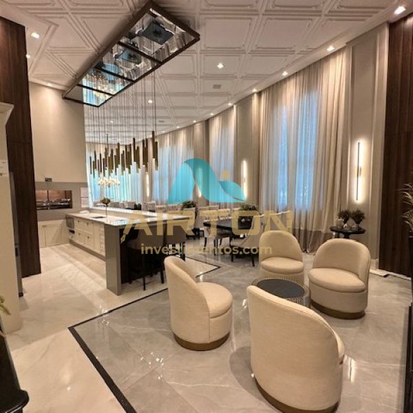 HARD HOCK CAFE COM UM OTIMO APTO SHOW ROOM EM FREN