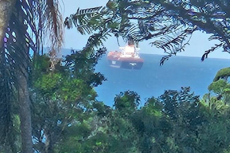 Terreno com  10.000m� � venda - Taquaras - Balne�r