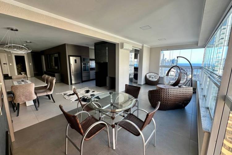 V4068 APATAMENTO PARA VENDA COM 4 SUITES EM MEIA P