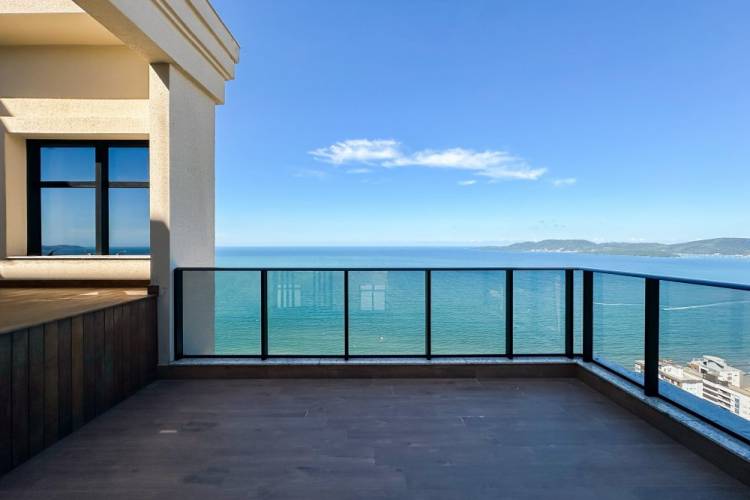 TR5000 TRIPLEX PARA VENDA COM 4 SUITES+ DEP EMPR, 