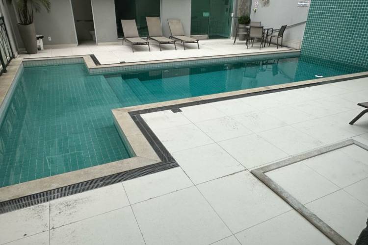 V2103 IM�VEL PRONTO PARA MORAR, 350 MTS DO MAR EM 