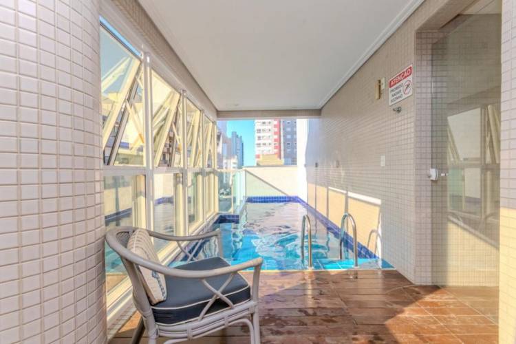 V3215 IM�VEL MOBILIADO PARA VENDA COM 3 SUITES, 30