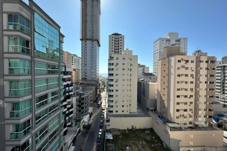 V3235 IM�VEL MOBILIADO PARA VENDA, 240 MTS DO MAR 