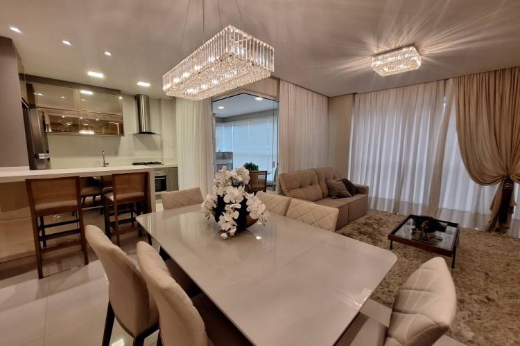 V3236 IM�VEL MOBILIADO PARA VENDA, 300 MTS DO MAR 