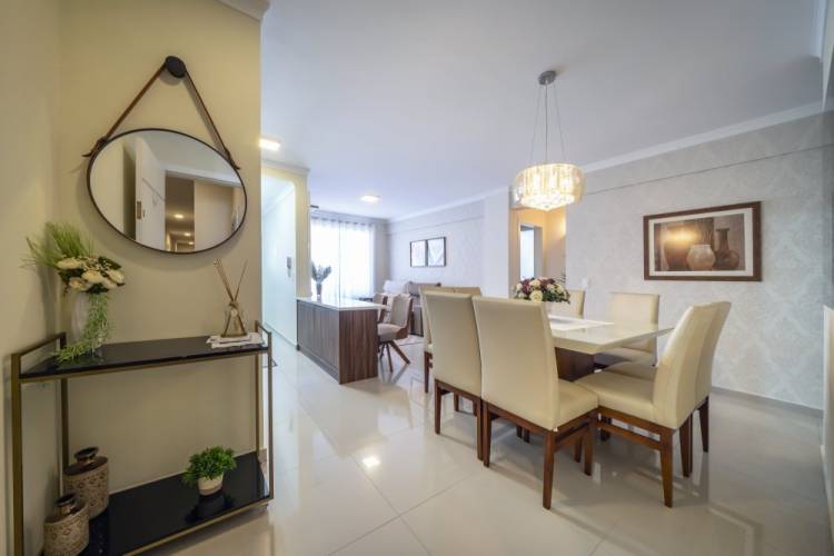 V3245 IM�VEL MOBILIADO � VENDA, 500 MTS DO MAR EM 