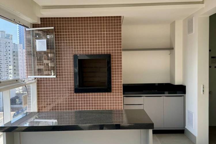 V2128 IM�VEL SEMI-MOBILIADO A VENDA, 650 MTS DO MA