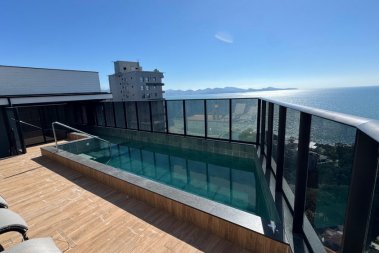 V3252 IMÓVEL Ŕ VENDA COM 3 SUITES, 500 MTS DO MAR